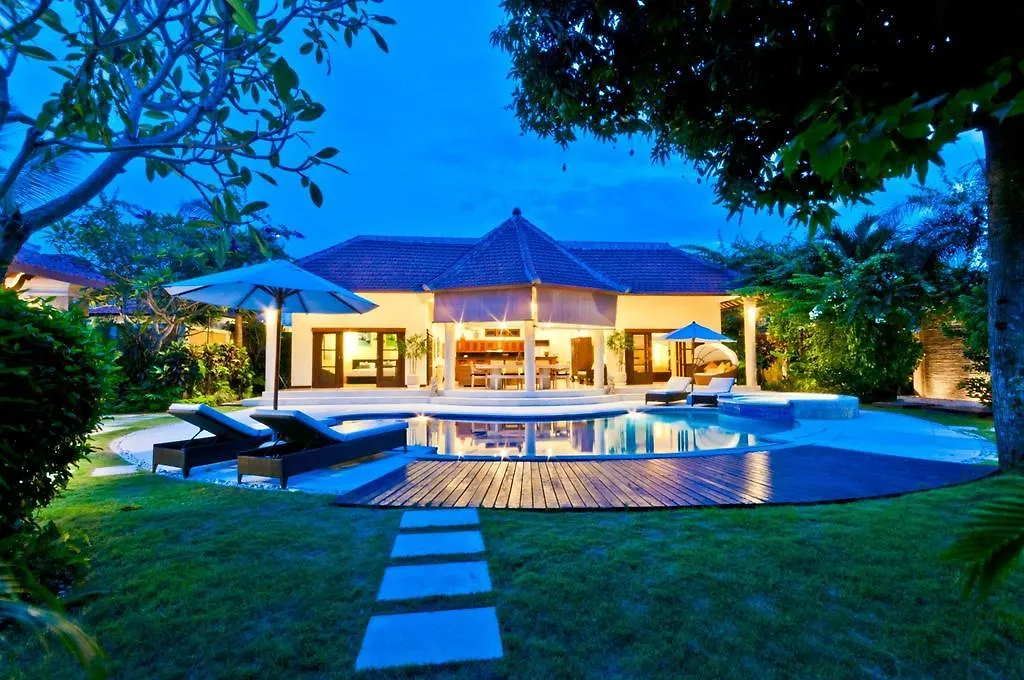 Villa Mango location